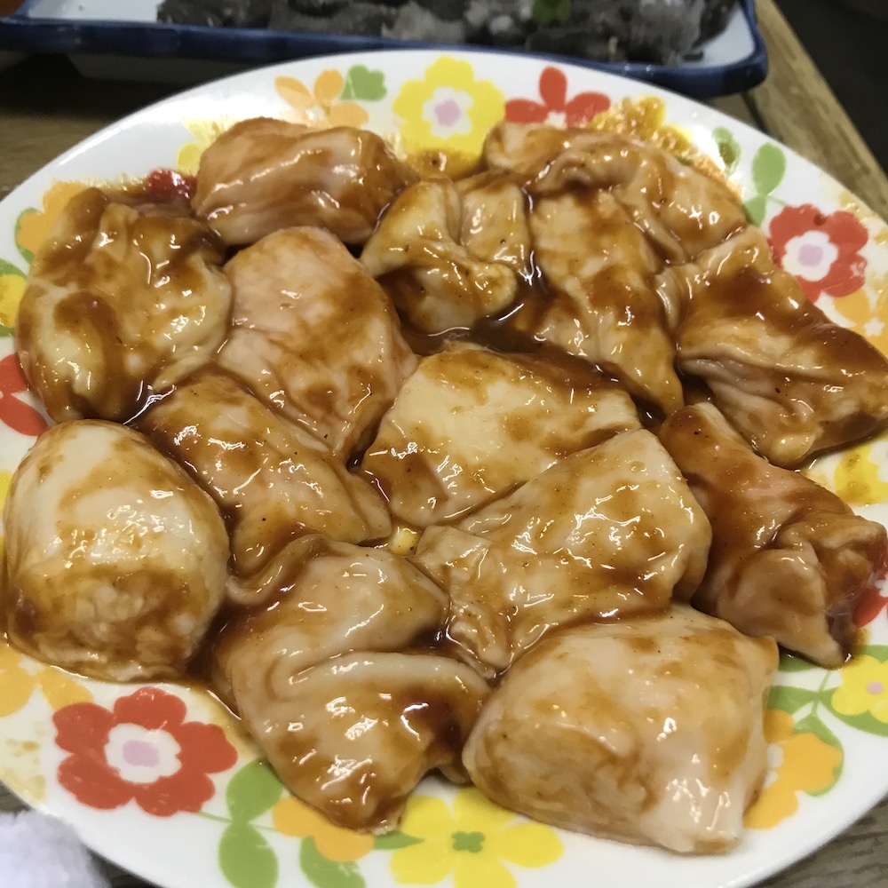 年末のホルモン祭りの〆は、ホルモンセンターおかめ