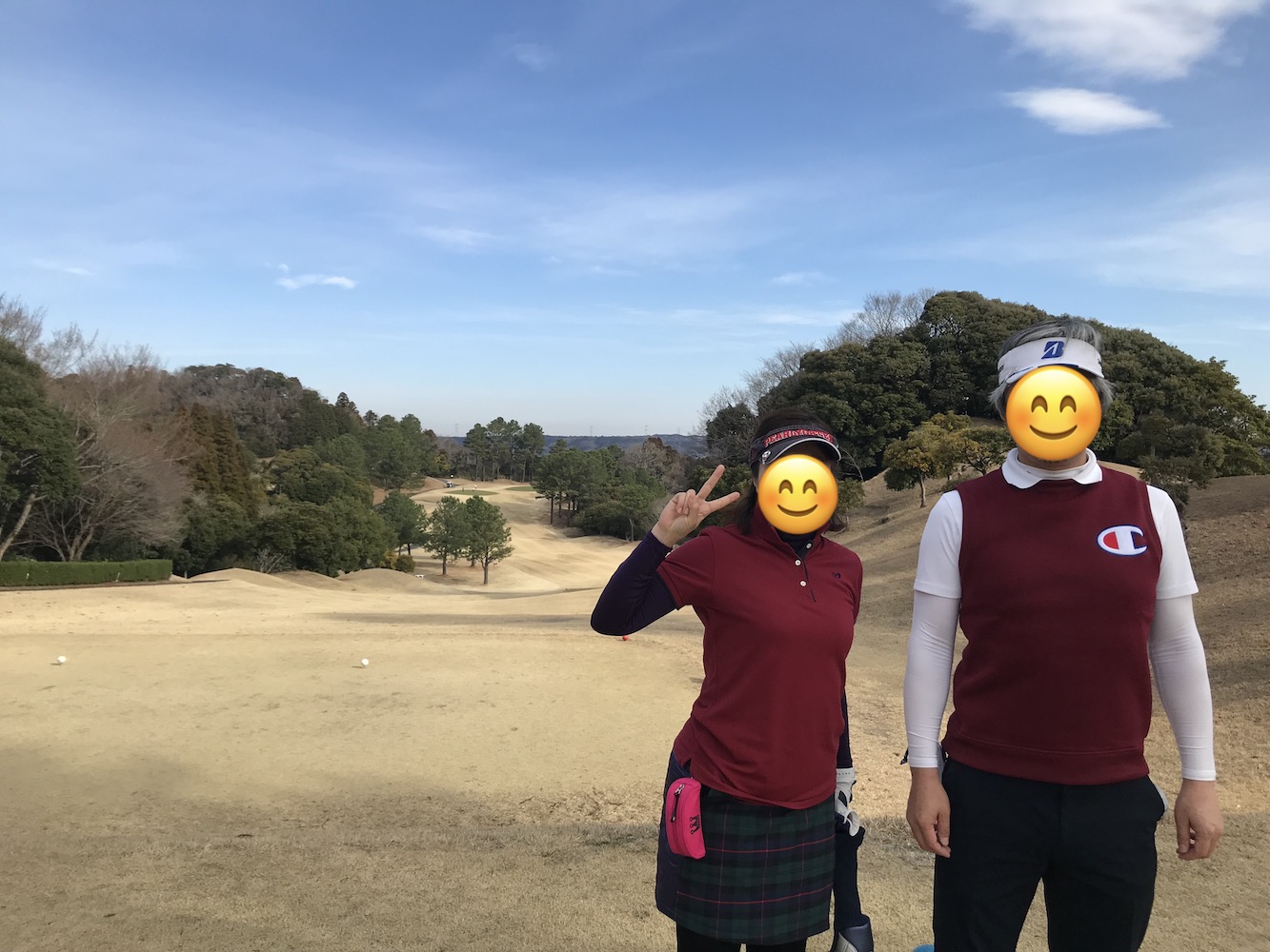 スカートで初ラウンド