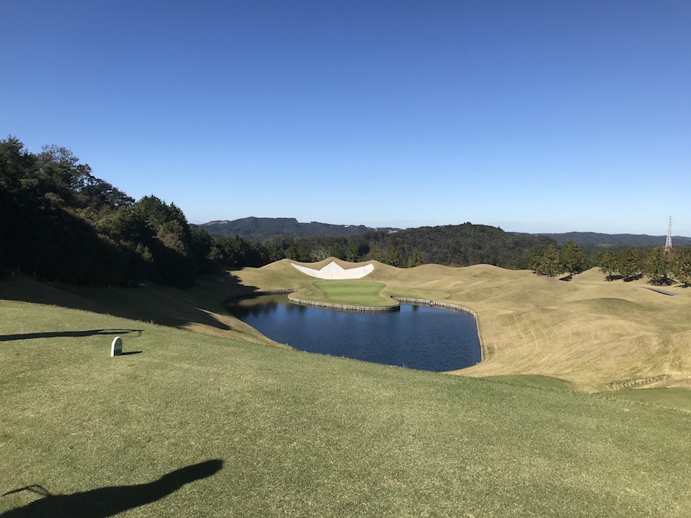 広〜い、ゴージャス！GOLF5カントリーオークビレッヂ